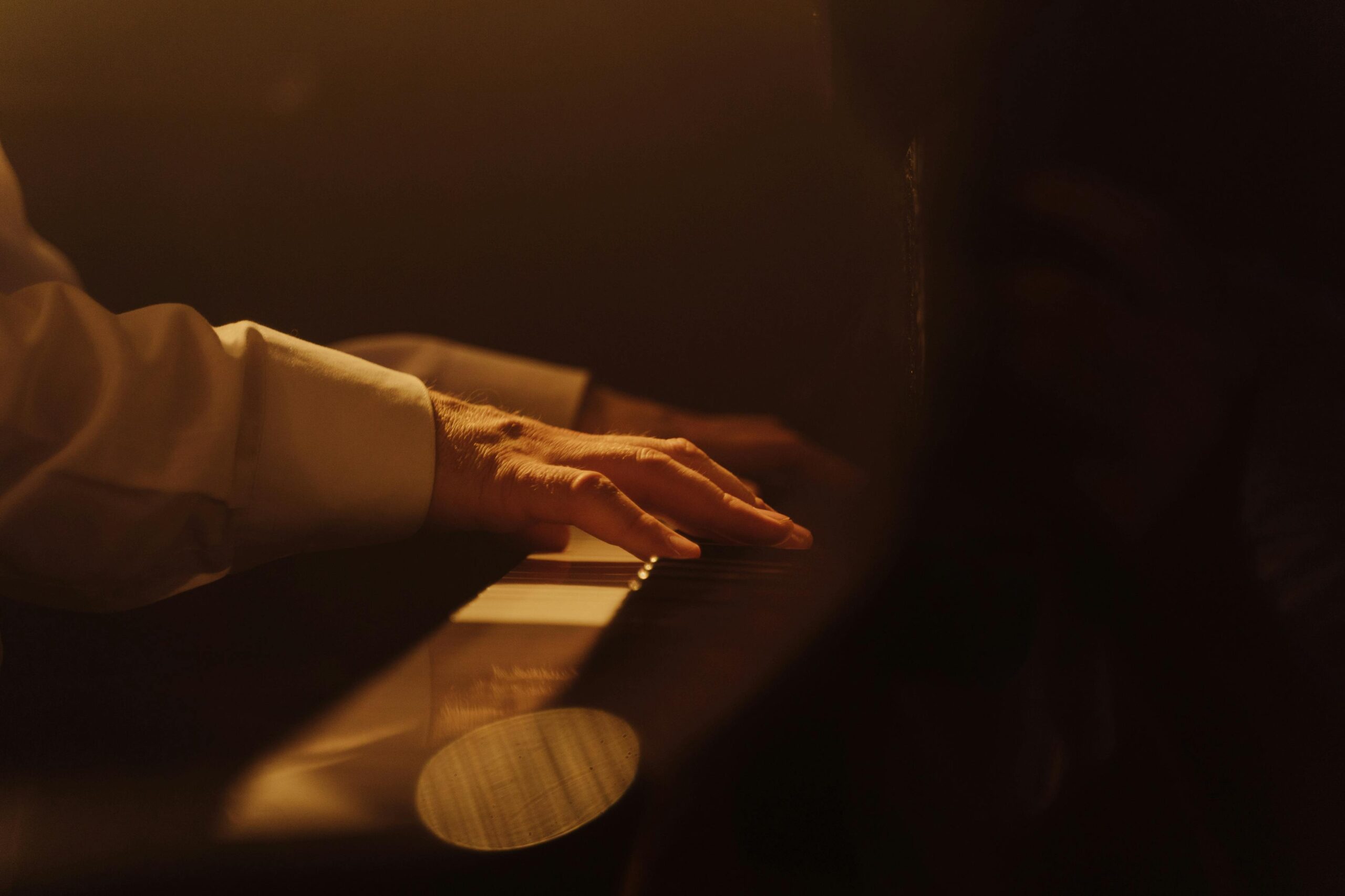 personaggi famosi che suonano il pianoforte Ciampi Blog
